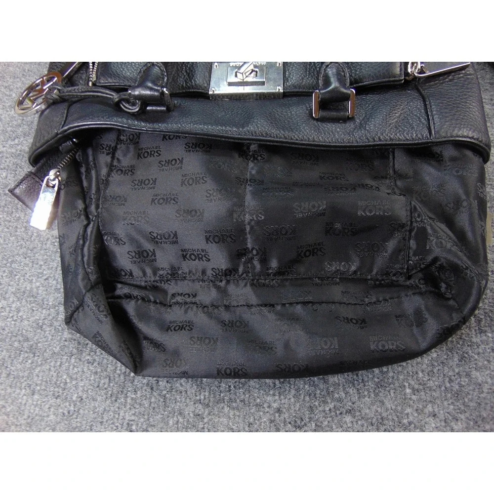 Michael Kors Savannah Satchel Black Pebbled Leather Silver Hardware‎ 38F5YSLT2L